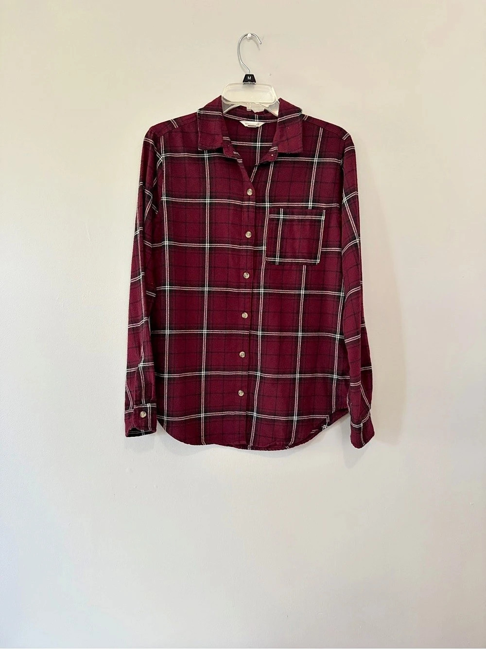 Aeropostale Long Sleeve Plaid Flannel Shirt burgundy & Black Small